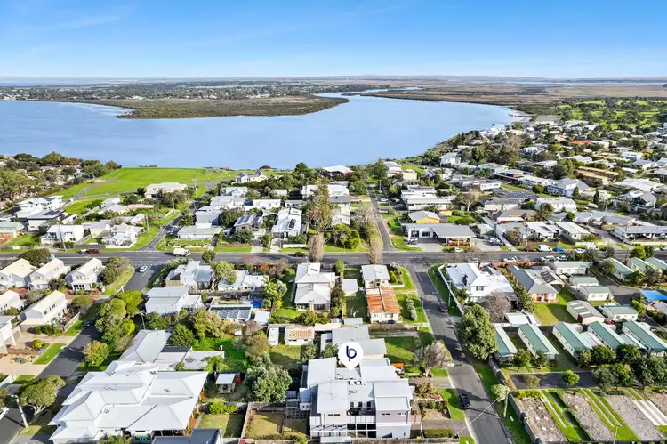 1/22 Lelean Street, Ocean Grove VIC 3226