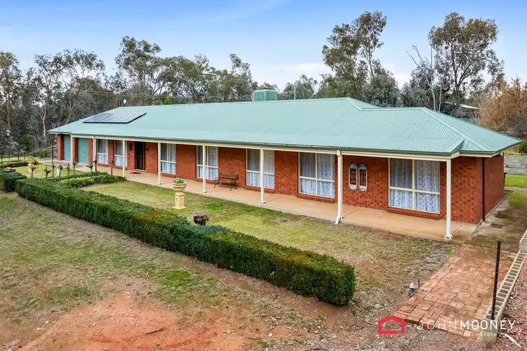 18 Baylis Street, Mangoplah NSW 2652