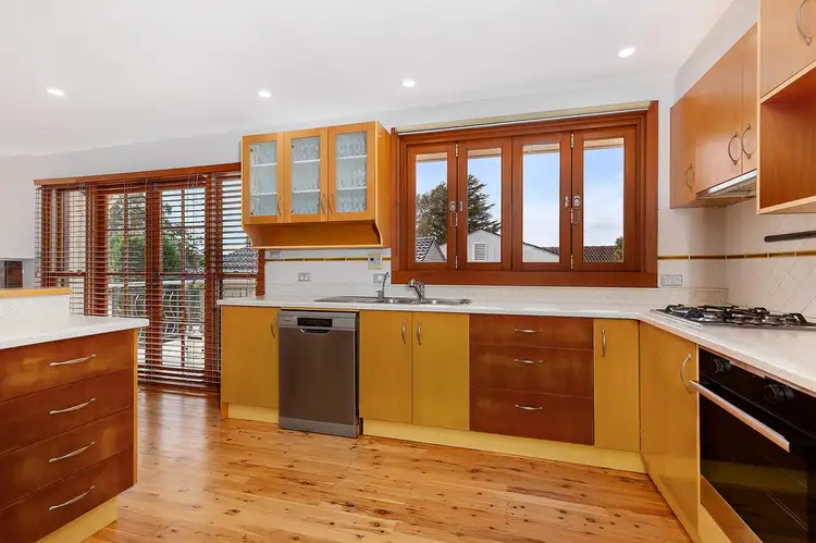 Fifth view of Homely house listing, 2 Blarney Ave, Killarney Heights NSW 2087