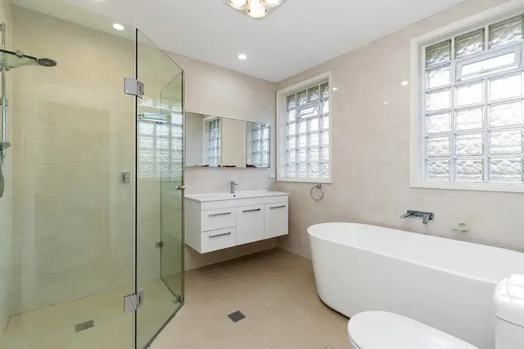 Sixth view of Homely house listing, 2 Blarney Ave, Killarney Heights NSW 2087