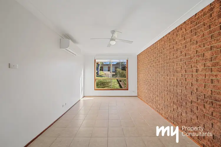 Fifth view of Homely semi-detached listing, 2/102 Chasselas Avenue, Eschol Park NSW 2558