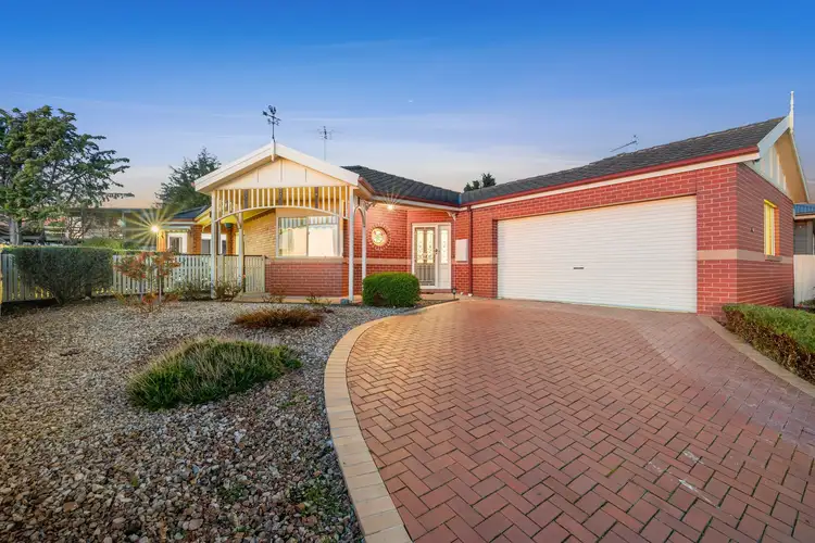 28 Loupe Crescent, Leopold VIC 3224