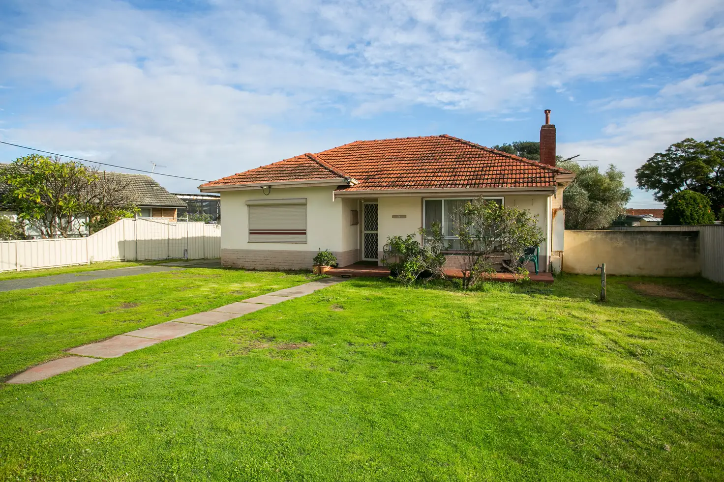 Main view of Homely house listing, 5 Beagle Place, Belmont WA 6104