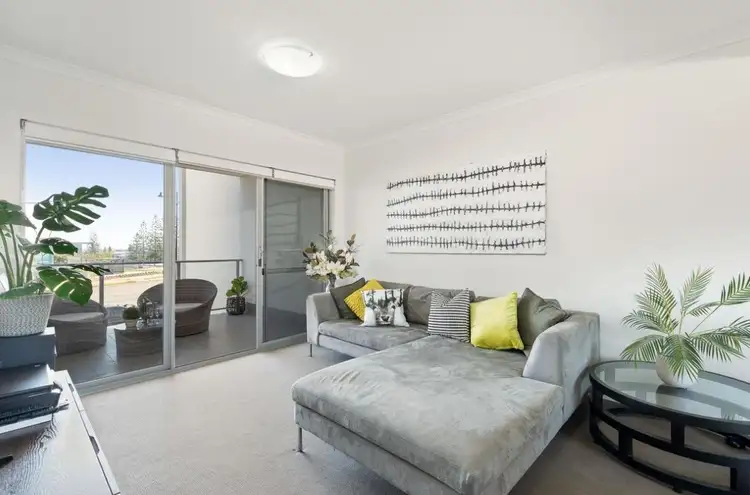 Third view of Homely unit listing, 28/2 Royston Link, Butler WA 6036