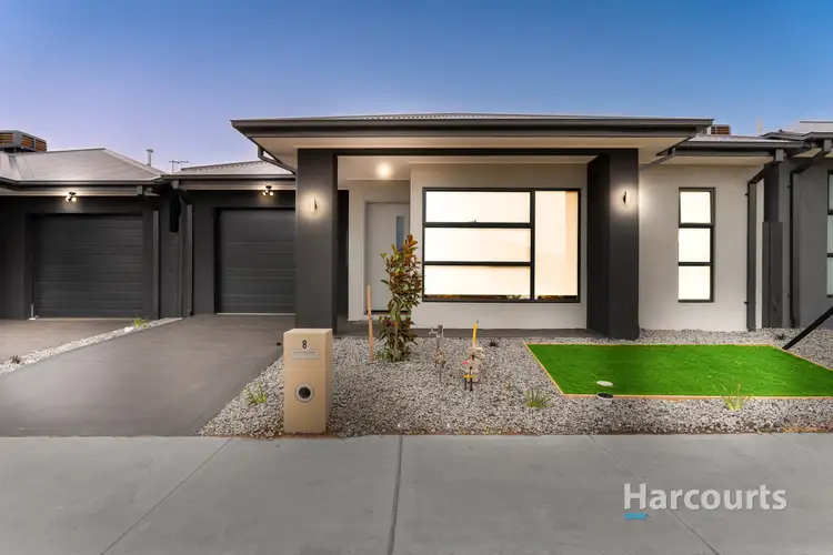 8 Nankeen Grove, Deanside VIC 3336