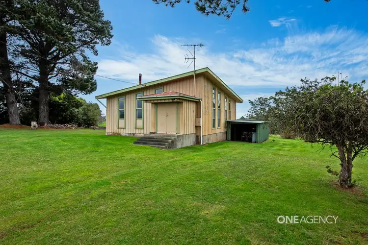 19104 Bass Highway, Rocky Cape TAS 7321