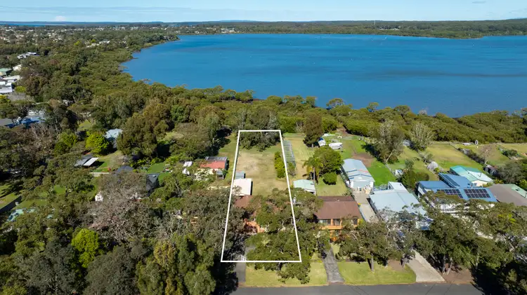 48 Orient Point Road, Culburra Beach NSW 2540