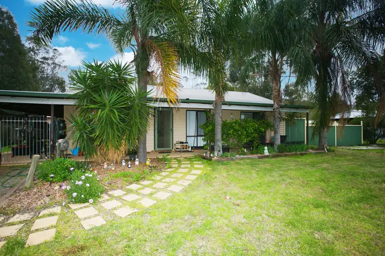 9/2 Eighth Road, York WA 6302