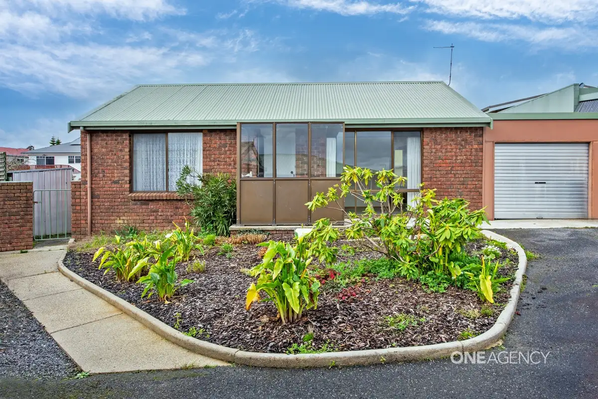 Main view of Homely unit listing, 2/5 Upper Grant Street, Smithton TAS 7330
