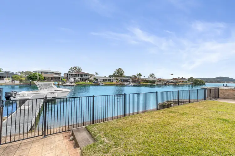14 Salacia Close, St Huberts Island NSW 2257