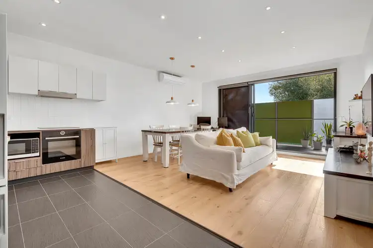 1/60 Keilor Road, Essendon North VIC 3041