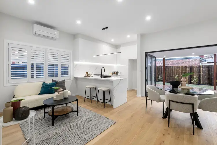 45 Ward Grove, Pascoe Vale South VIC 3044