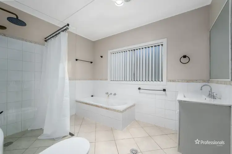 Fifth view of Homely house listing, 12 Rowan Avenue, Uralla NSW 2358