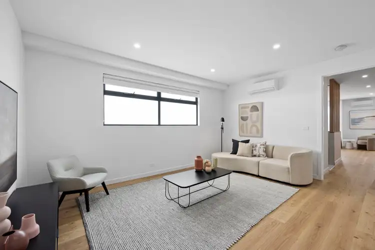 Fifth view of Homely townhouse listing, 38 Roland Avenue, Strathmore VIC 3041