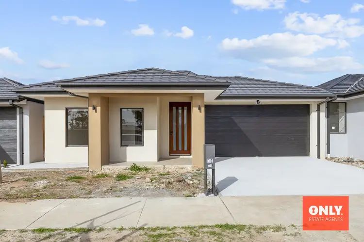 14 Ecurb Street, Clyde North VIC 3978