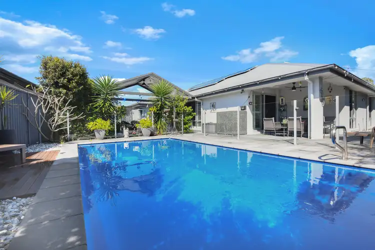 11 Corymbia Way, Banksia Beach QLD 4507