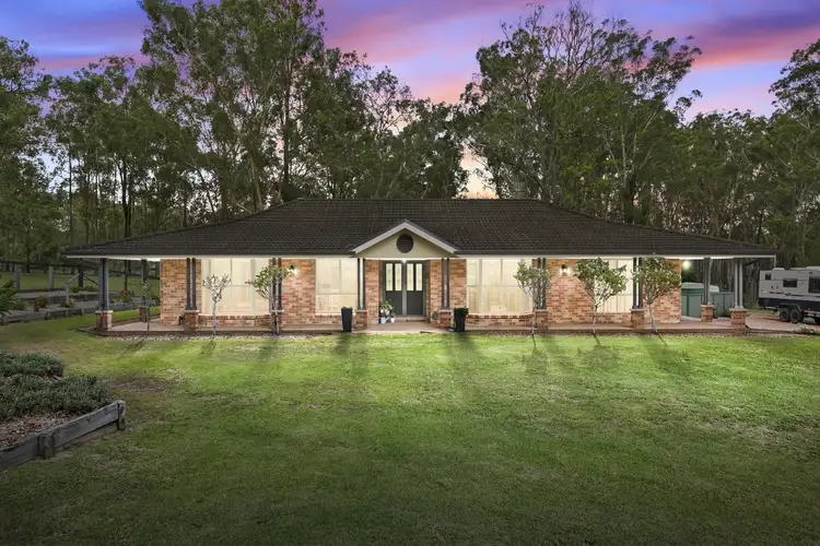 15 Eskdale Park Drive