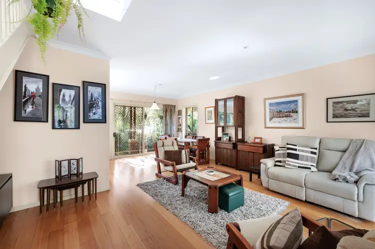 2/50 Valley Drive, Figtree NSW 2525