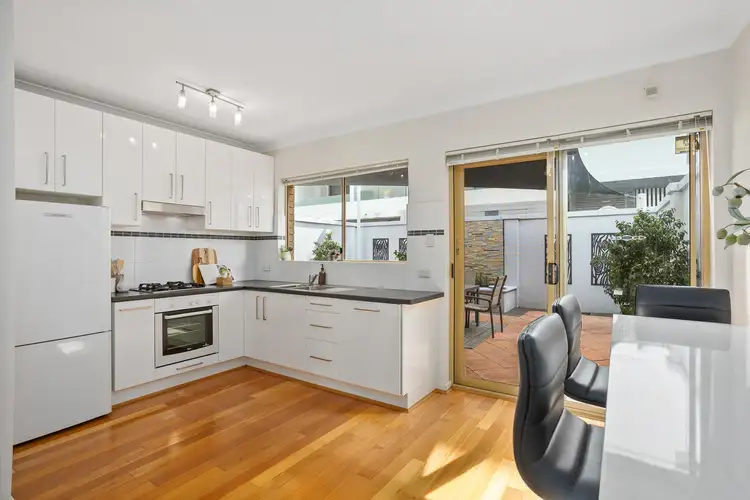 6/210 Carr Place, Leederville WA 6007
