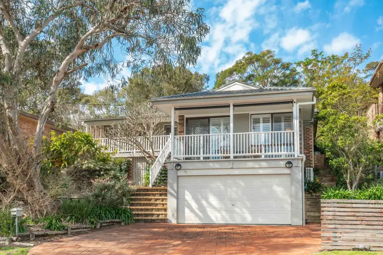 18 Wordsworth Avenue, Bateau Bay NSW 2261