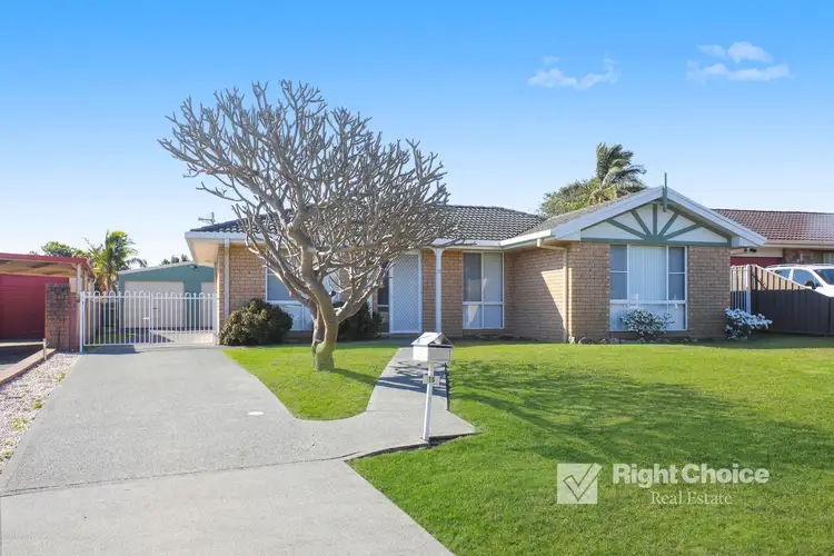 15 Palmae Place, Albion Park Rail NSW 2527