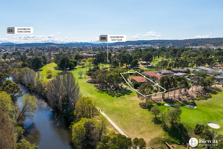 7 Dodsworth Street, Greenleigh NSW 2620