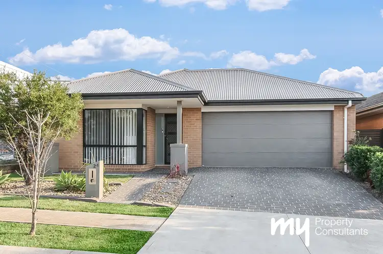 24 Monash Avenue, Gledswood Hills NSW 2557