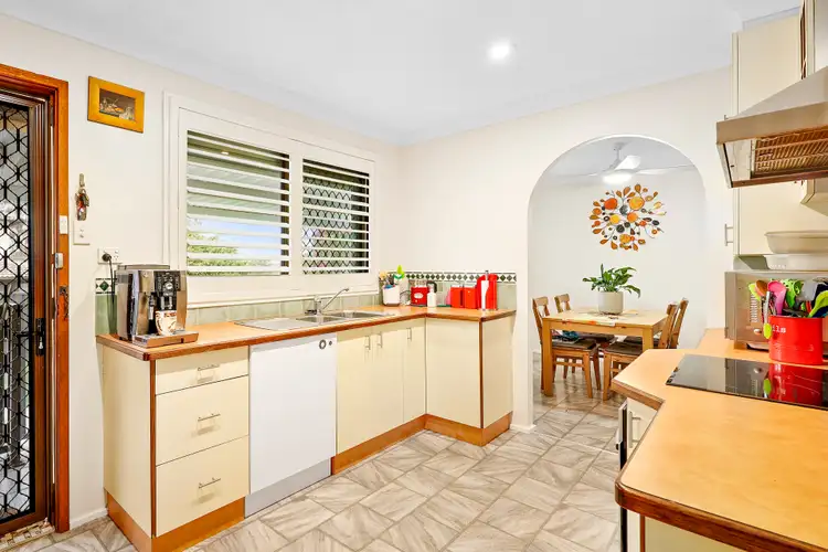 Sixth view of Homely house listing, 2 Paraka Place, Bradbury NSW 2560