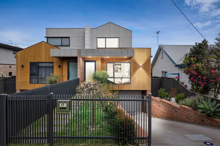 17 Ryder Street