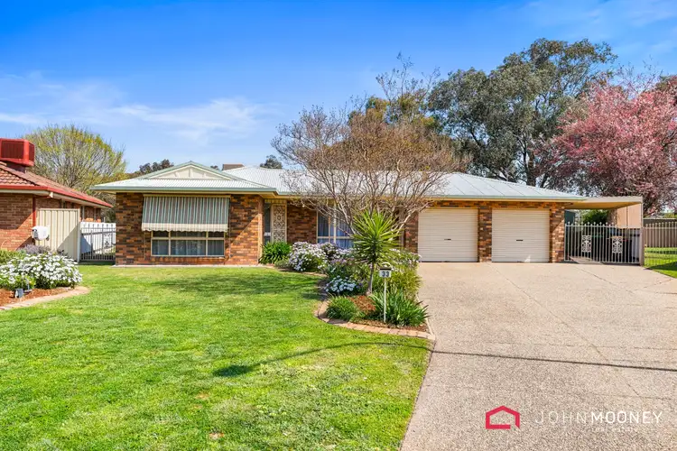 Second view of Homely house listing, 33 Warrambool Crescent, Glenfield Park NSW 2650