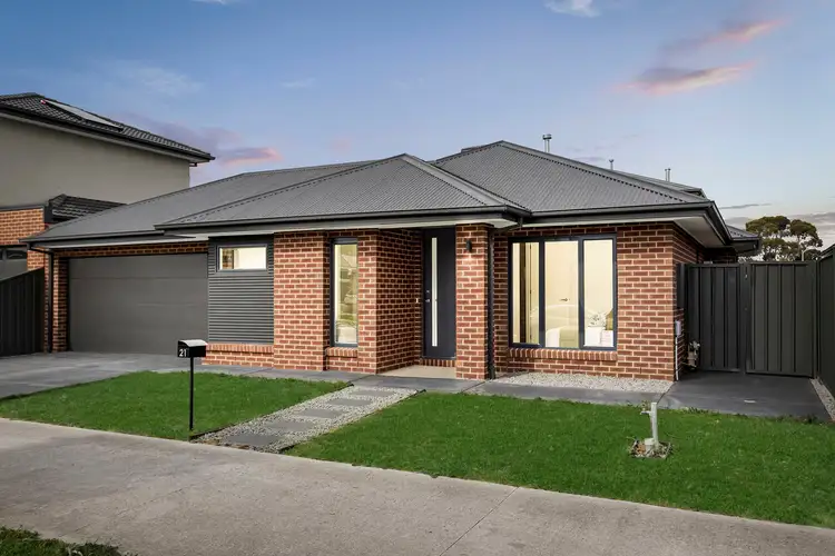 21 Hallcroft Road, Greenvale VIC 3059
