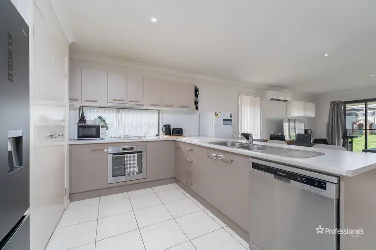 Second view of Homely block of units listing, 1&2/81 Box Hill Drive, Armidale NSW 2350