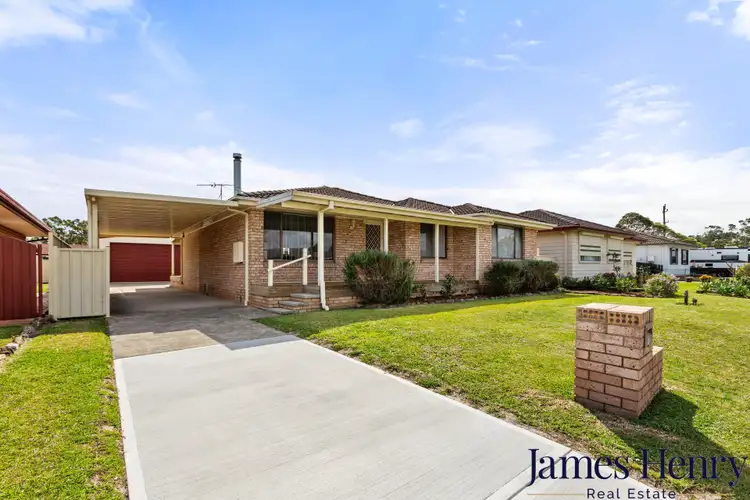 Second view of Homely house listing, 7 Annette Close, Woodberry NSW 2322