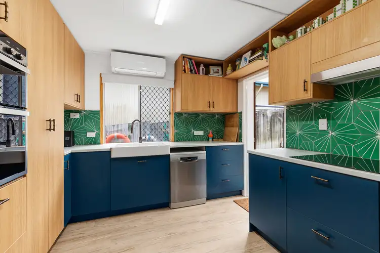 Sixth view of Homely unit listing, 2/17 Bigoon Road, Point Lookout QLD 4183