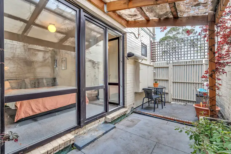 Main view of Homely flat listing, 1/68 Ormond Road, Ascot Vale VIC 3032