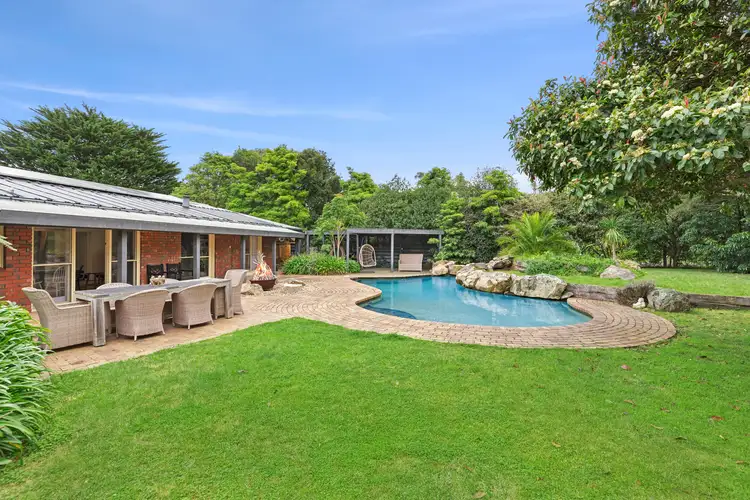 12 Hillson Grove