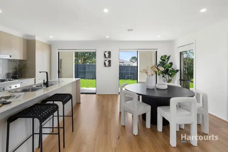 Fifth view of Homely house listing, 7 Green Court, Burnside Heights VIC 3023