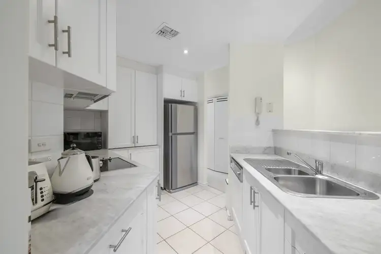 Fifth view of Homely apartment listing, 14/20 New South Wales Crescent, Forrest ACT 2603
