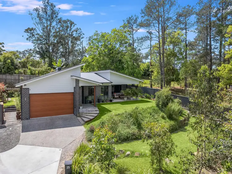 25 Holland Street, Landsborough QLD 4550