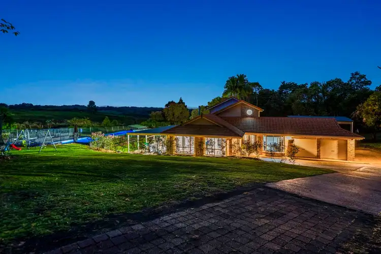 2 Dunromin Drive, Modanville NSW 2480
