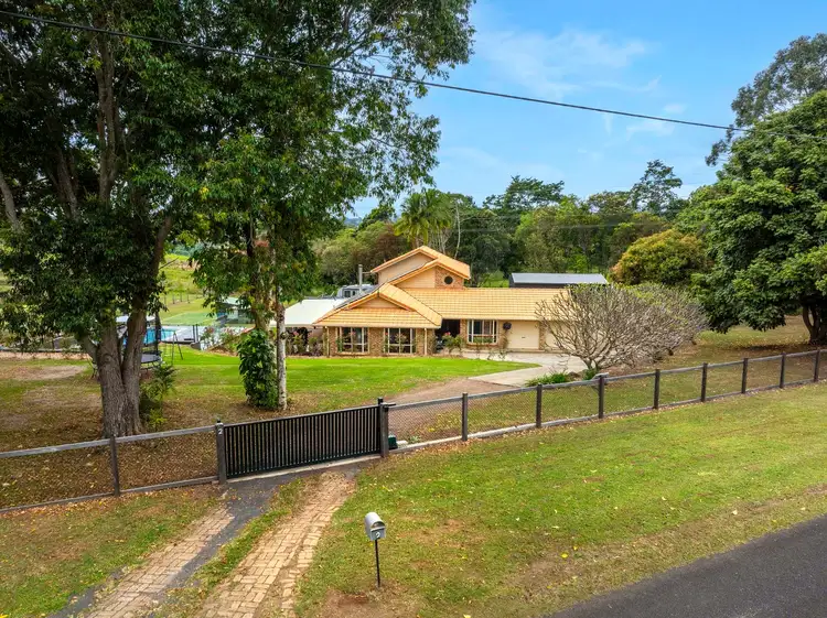 2 Dunromin Drive, Modanville NSW 2480