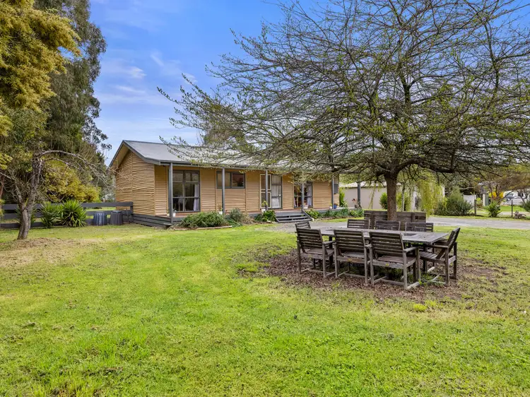 Main view of Homely house listing, 17 Mareeba Avenue, Buxton VIC 3711