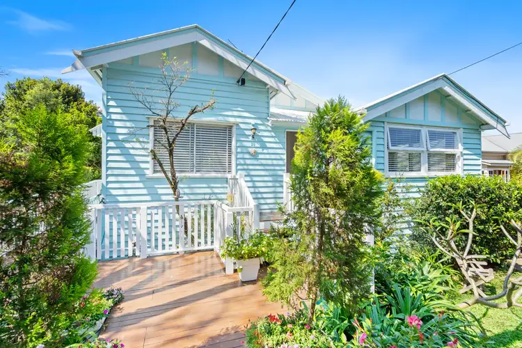 20 Fifth Avenue, Coorparoo QLD 4151