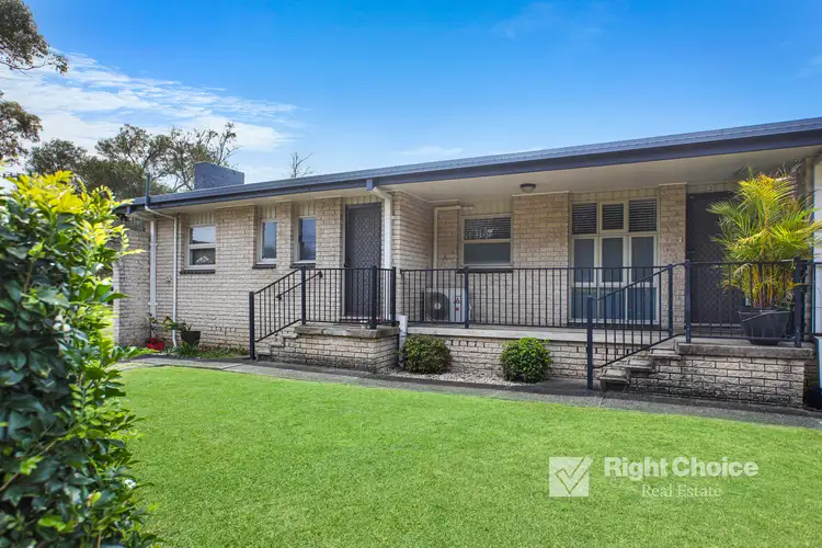 2/12 Wooroo Street, Albion Park Rail NSW 2527