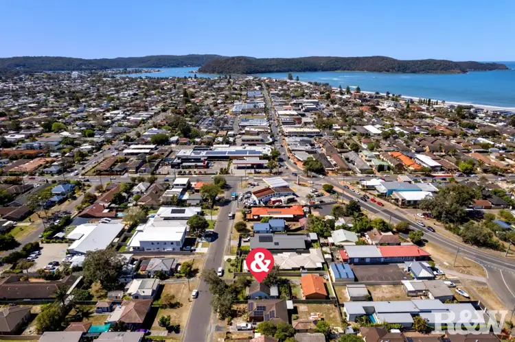 10 Osborne Avenue, Umina Beach NSW 2257
