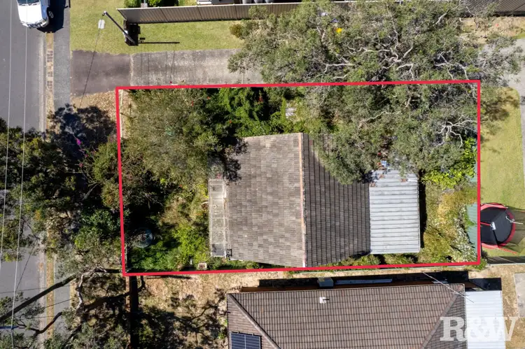 Second view of Homely house listing, 10 Osborne Avenue, Umina Beach NSW 2257