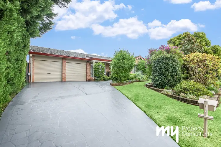 33 Wandarra Crescent, Bradbury NSW 2560
