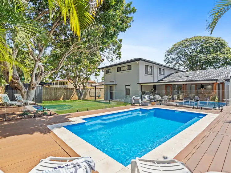 16 Mackerel Street, Manly West QLD 4179