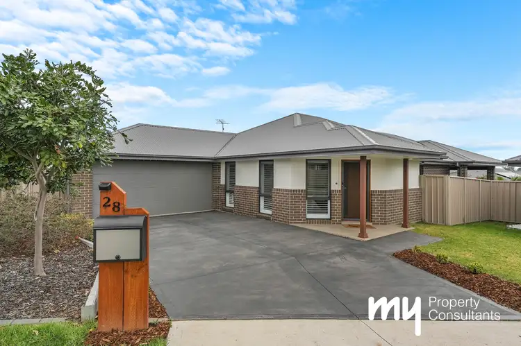 28 Tupman Street, Spring Farm NSW 2570