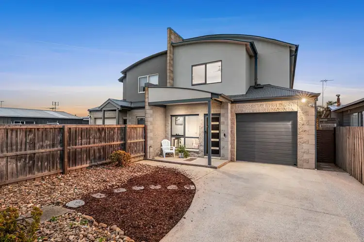 1/110 Ramblers Road, Portarlington VIC 3223